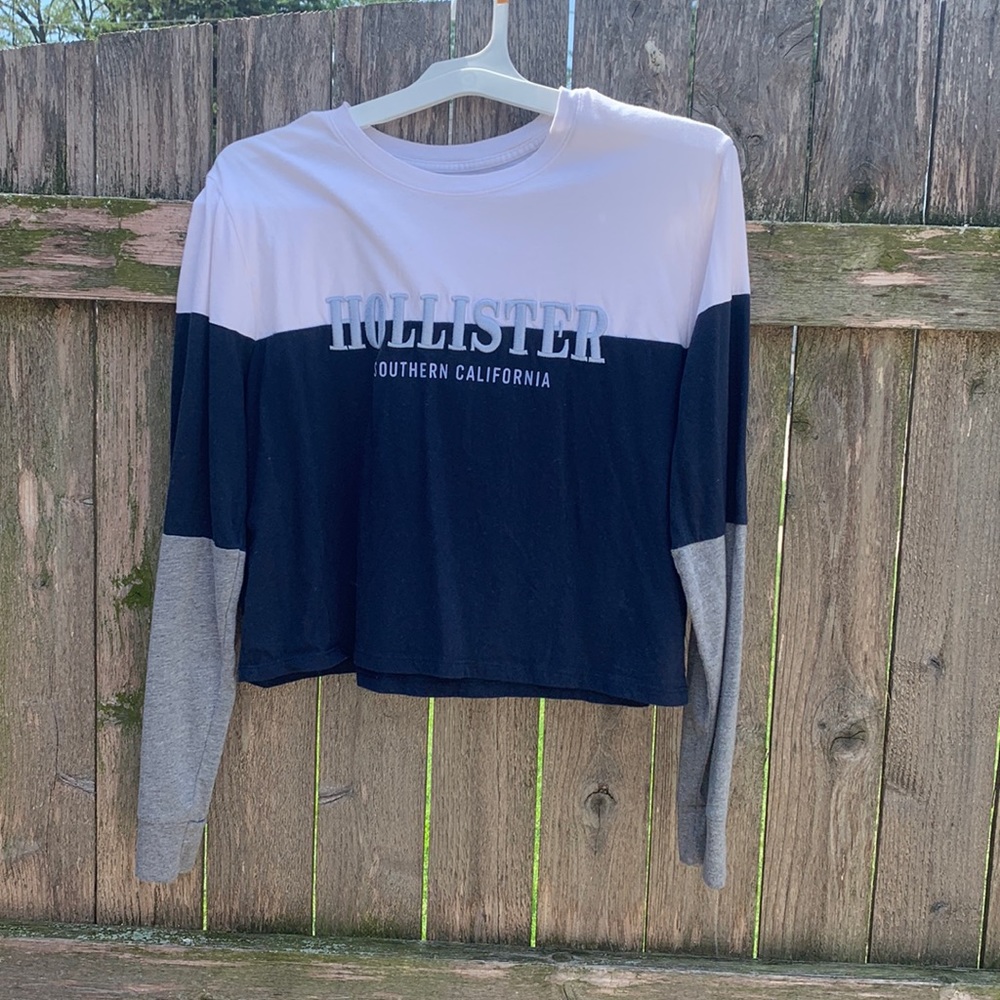 Hollister crop top size small